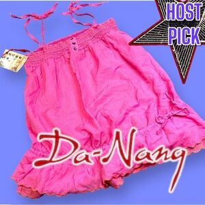 🎉HP🎉NWT Da’ Nang embroidered tulip hem style tie strap tunic in hot pink. Small